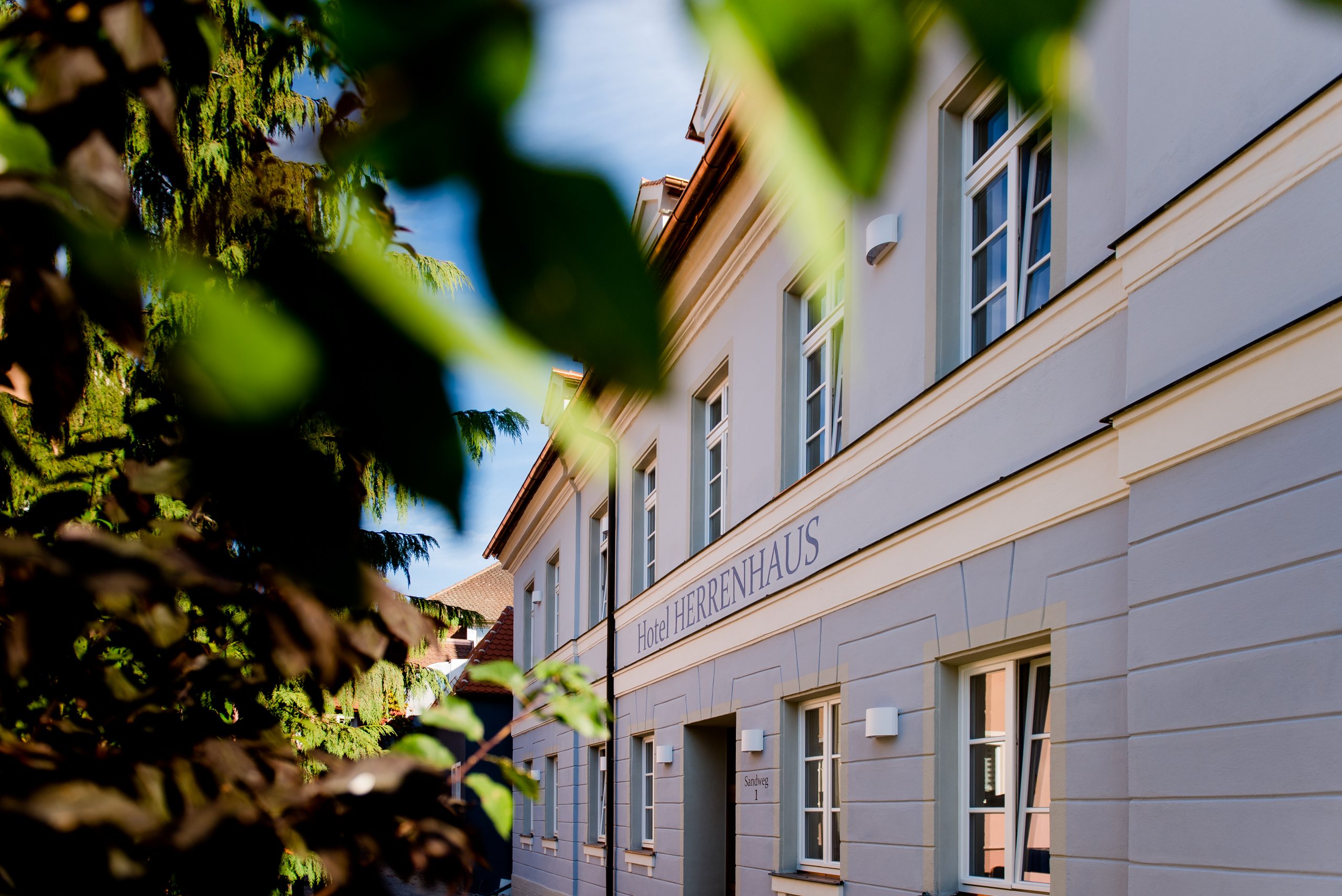 Fachveranstaltungen und Tagungen (2)